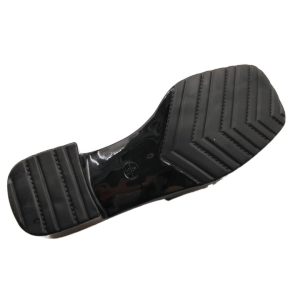 MDY52 2021 Women Jelly shoes Sandals Summer Comfortable Slip Thick Sandals Summer Beach Shoes For Personality Outdoor Casual Shoes Slipper
