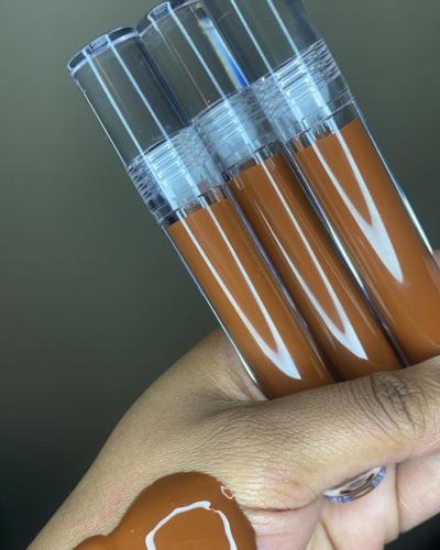 2021 New Style Coconut Oil Lipgloss Base Private Clear Custom Tube Fruit Vegan Glitter Wholesale Natural Lip Gloss Label