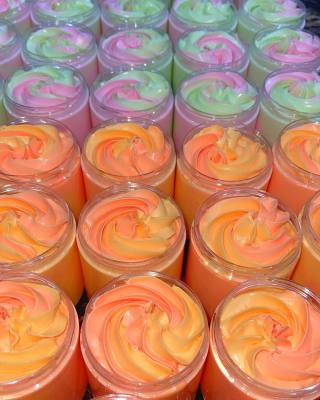 Wholesales Private Label Vegan Pink Body Lotion OEM Body Butter Organic Shea Butter Whipped Butter with a Nice Jars Container