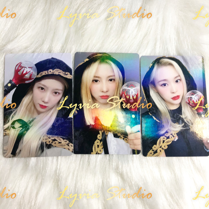 DREAMCATCHER Robe Event Photocard