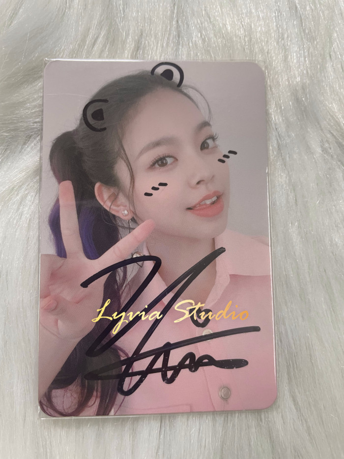 Cherry Bullet LINLIN Signed album/fansign photocard
