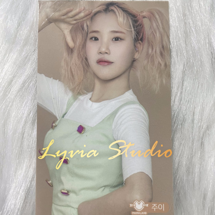 MOMOLAND Broadcast Photocards