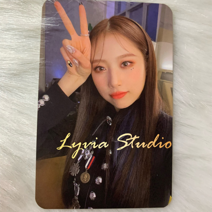 HOTISSE ISSUE MAKER WITHDRAMA Fansign Pre-order Photocard