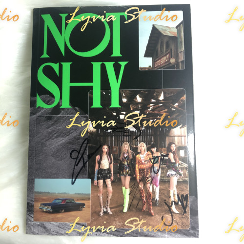 ITZY NOT SHY Signed UN-Promo Album(Photocards included)