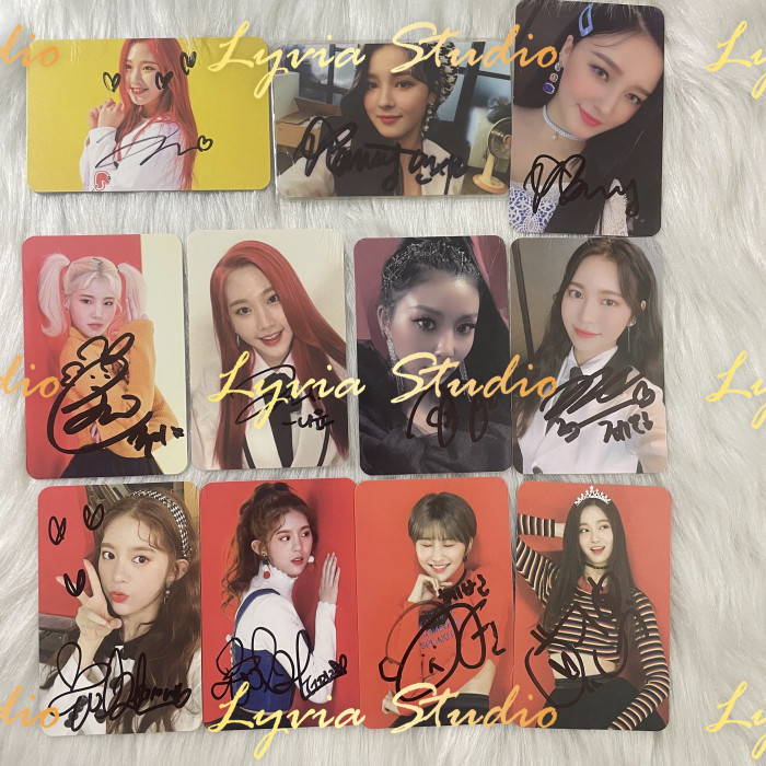 MOMOLAND Signed Album Photocards