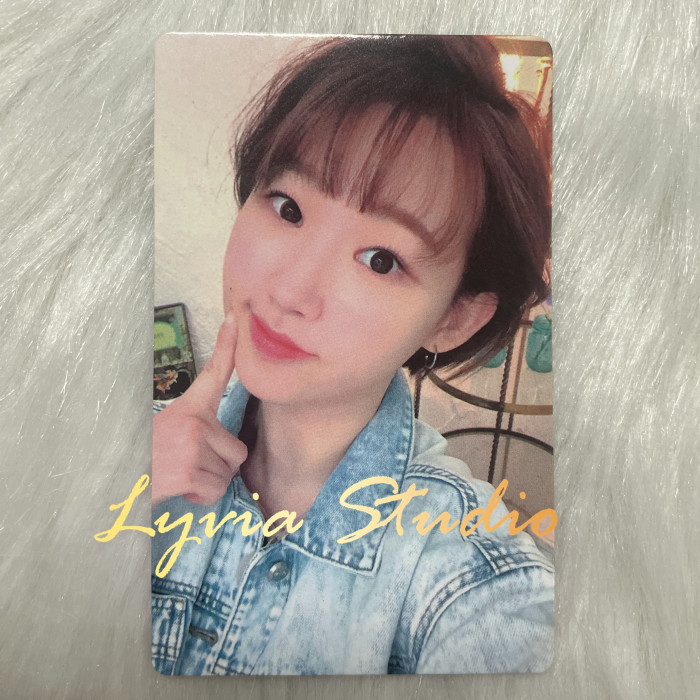 WEEEKLY WE PLAY Motianlun Fansign Pre-order Photocard