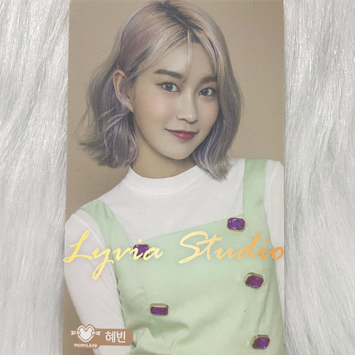 MOMOLAND Broadcast Photocards