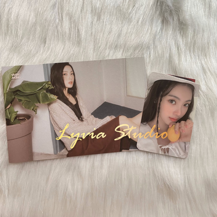 WEKIMEKI Calendar Photocard and Postcard set
