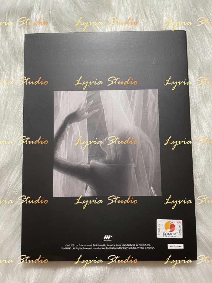 YUBIN Perfume Signed Promo Album(Photocards included)