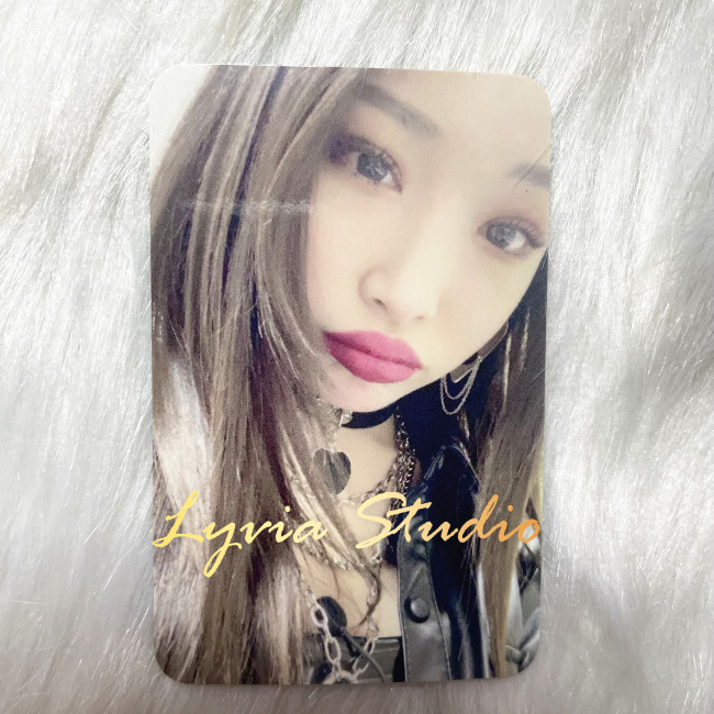 CHUNGHA Owhat Fansign Event Photocard