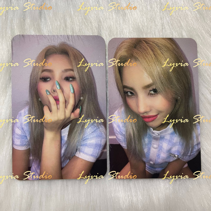 (G)I-DLE SOYEON WINDY FANSIGN PHOTOCARD
