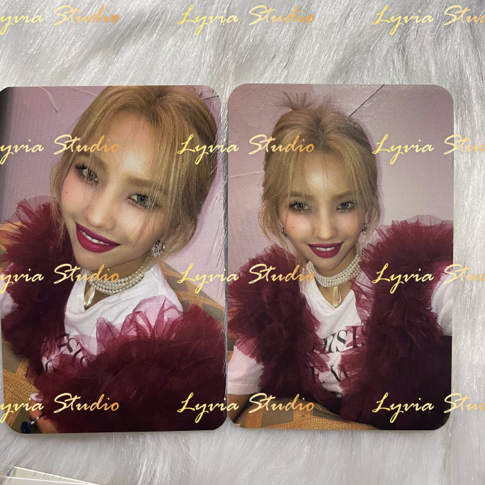 (G)I-DLE SOYEON WINDY FANSIGN PHOTOCARD