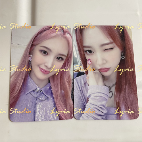 WEEEKLY Holiday MMT Fansign Pre-order Photocard