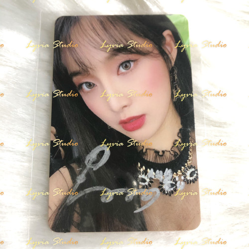 Nature Saebom Signed Album Photocard