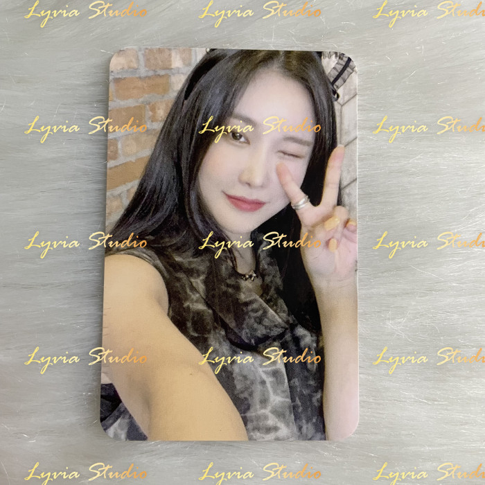Brave Girls After We Ride OWHAT Fansign Pre-order Photocard