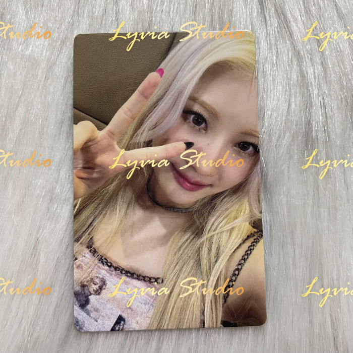 PURPLE KISS Apple Music 2.0 Fansign Pre-order Photocard