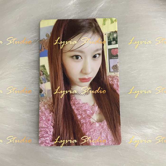 ITZY LOCO Apple Music China Fansign Pre-order Photocard