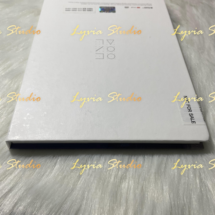 LOONA  # So What Signed Promo Album