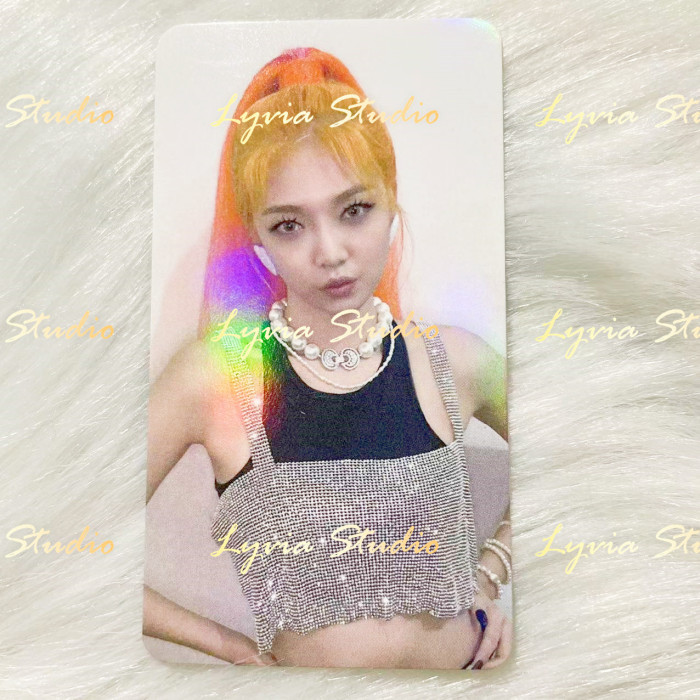 EVERGLOW Pirate KMStation 1.0  Pre-order Photocard