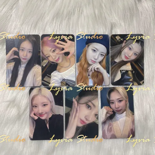 PURPLE KISS Dear My Muse Photocard