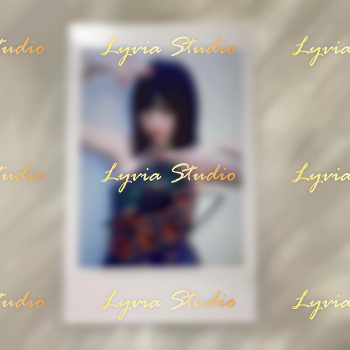 (G)I-DLE SOOJIN Signed Polaroid from DUMDI DUMDI era