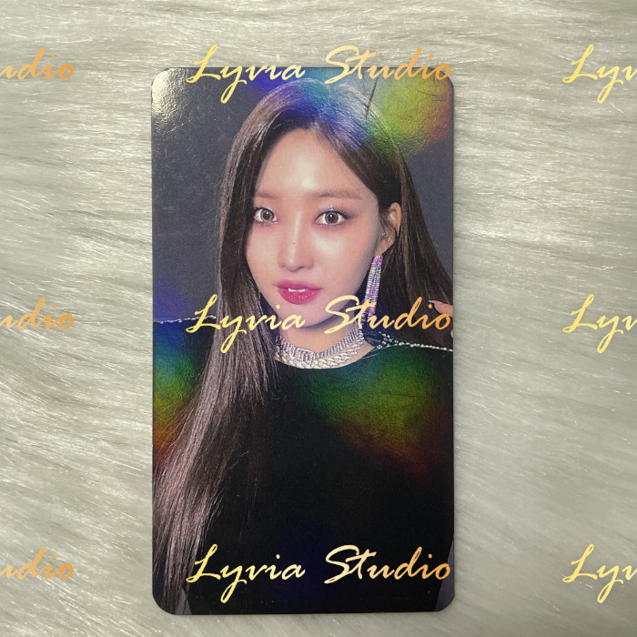 EVERGLOW Pirate KMStation 1.0  Pre-order Photocard