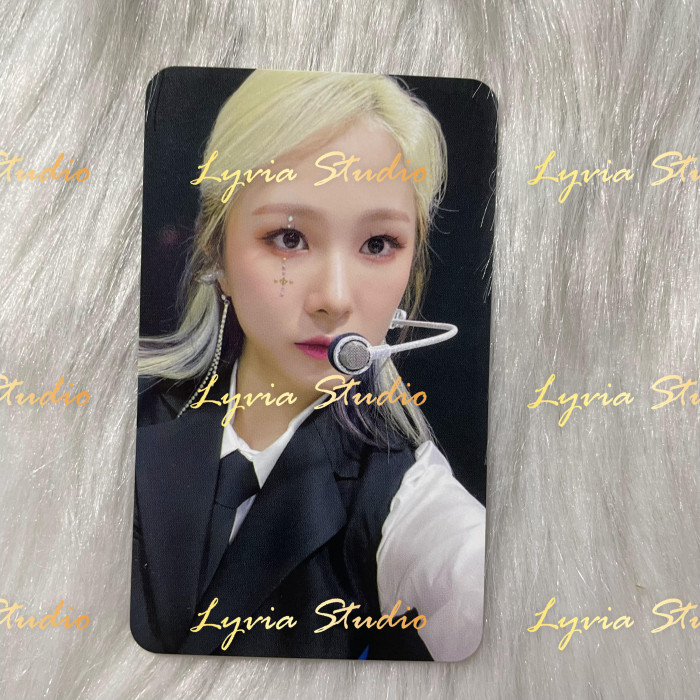 EVERGLOW Pirate ‘Return of The Girl’ Apple Music 5.0 Fansign Pre-order Photocard