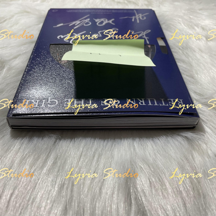 EVERGLOW Pirate ‘Return of The Girl’ OT6 All Member Signed Album