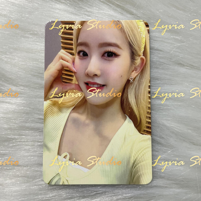 STAYC YOUNG LUV MakeStar2.0 Fansign Pre-order Photocard