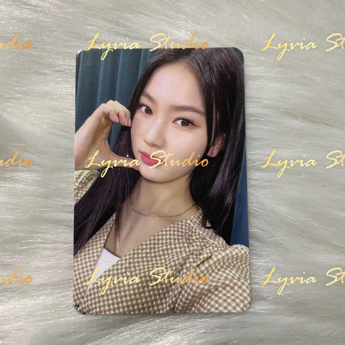 STAYC YOUNG LUV MakeStar2.0 Fansign Pre-order Photocard