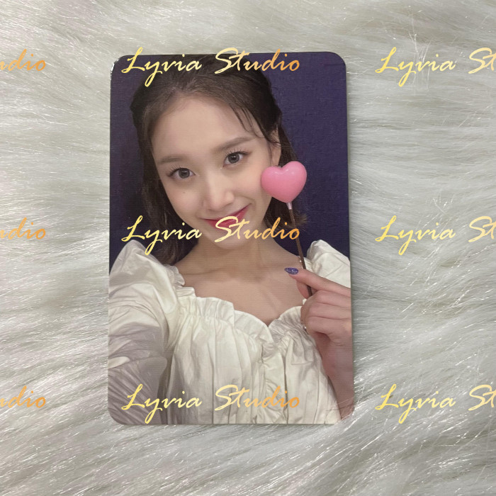 STAYC YOUNG LUV MakeStar3.0 Fansign Pre-order Photocard