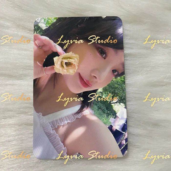 LOONA Flip That MyMusicTaste MMT Video Call Event Pre-order Photocard