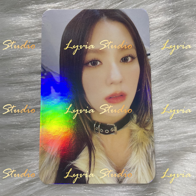 (G)I-DLE Miyeon 'I NEVER DIE' Kmstation 2.0 Pre-order Hologram Photocard