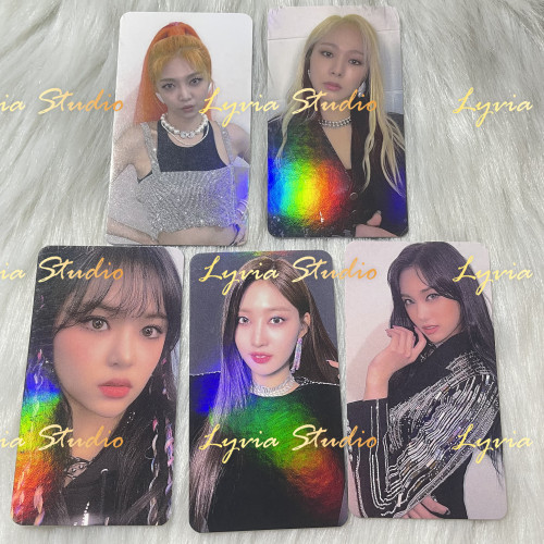 EVERGLOW Pirate KMStation 1.0  Pre-order Photocard