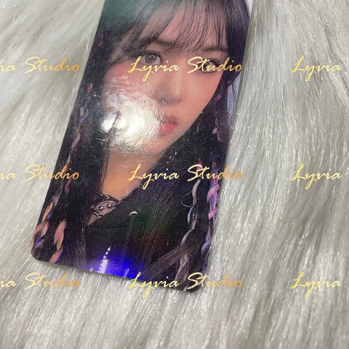 EVERGLOW Pirate KMStation 1.0  Pre-order Photocard