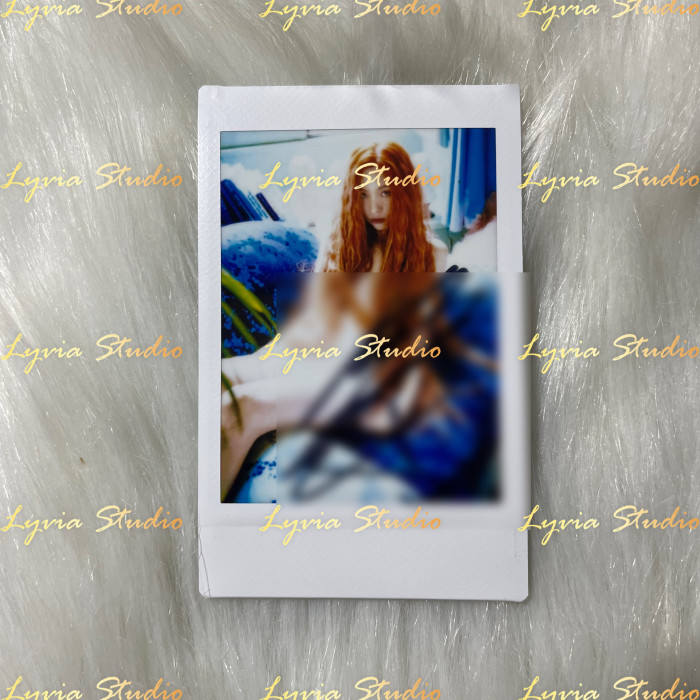 SUNMI 2022 Concert Tour Official MD Signed Photocard and Signed Polaroid