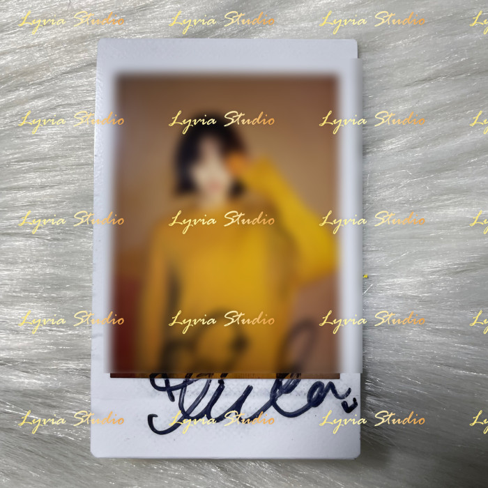 WJSN LUDA Signed Polaroid From LALALOVE Era