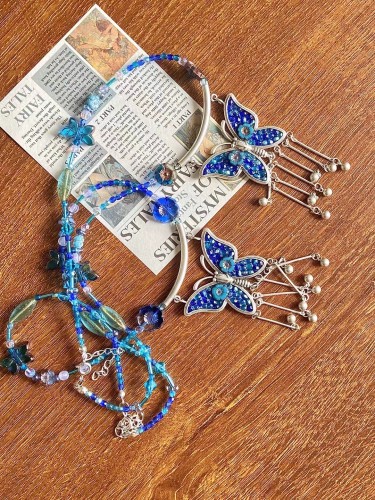 NABI My Sea Blue Butterfly Silver And Pressed Glass Beads Handmade Necklace