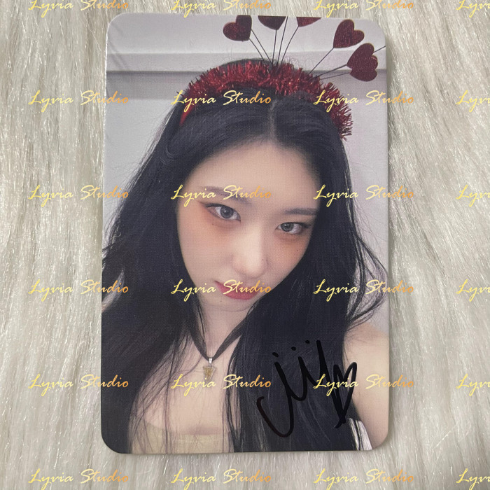 ITZY CHESHIRE Chaeryeong Signed Bigpop Video Call Fansign Winner Photocard