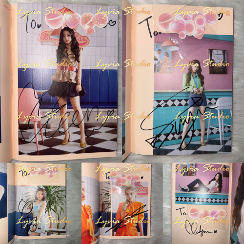 ROCKET PUNCH 'Ring Ring' Signed Album from fansign event