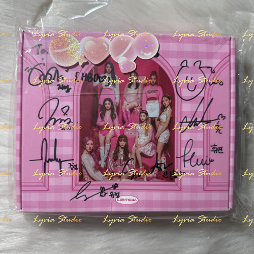 LIGHTSUM 'Vanilla' Debut Signed Album from fansign event