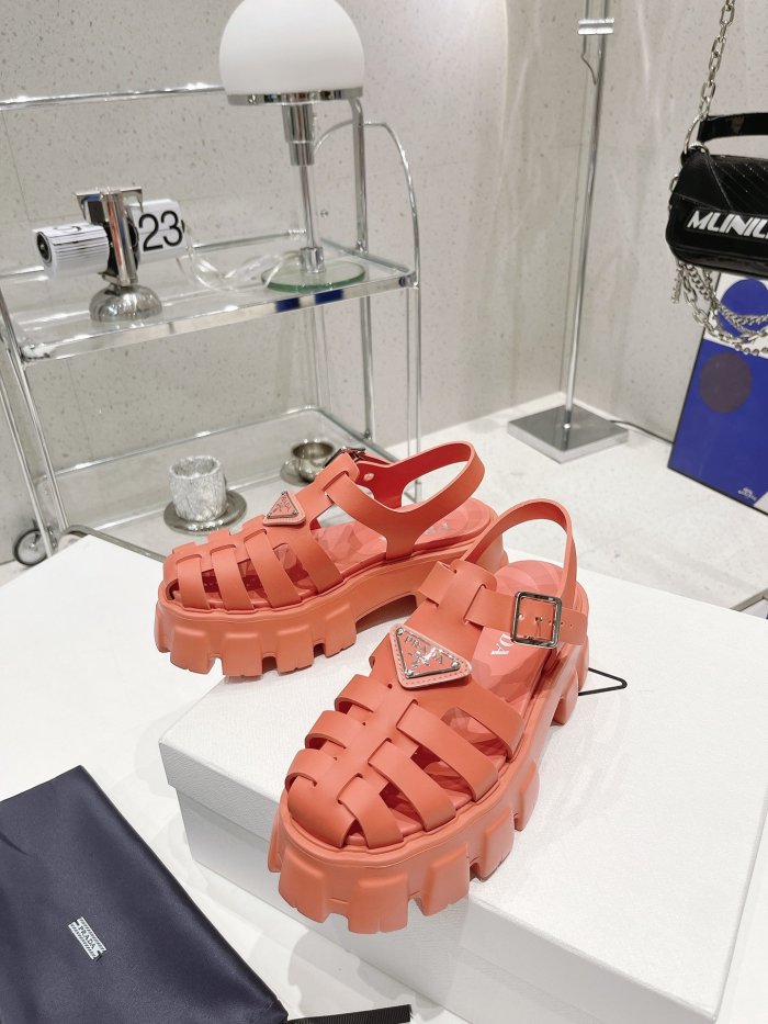 Prada shoes Item NO：183008 size：35-40