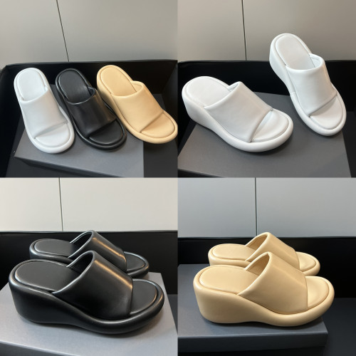 Balenciaga Women_Slippers/Sandals shoes eur 35-40