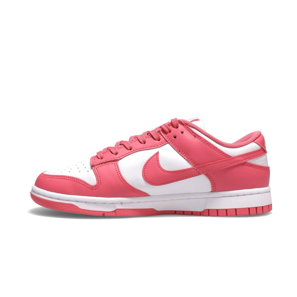 magenta nike dunks