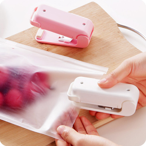 Mini Portable Heat Sealer Handy Sticker and Seals for Food Snack
