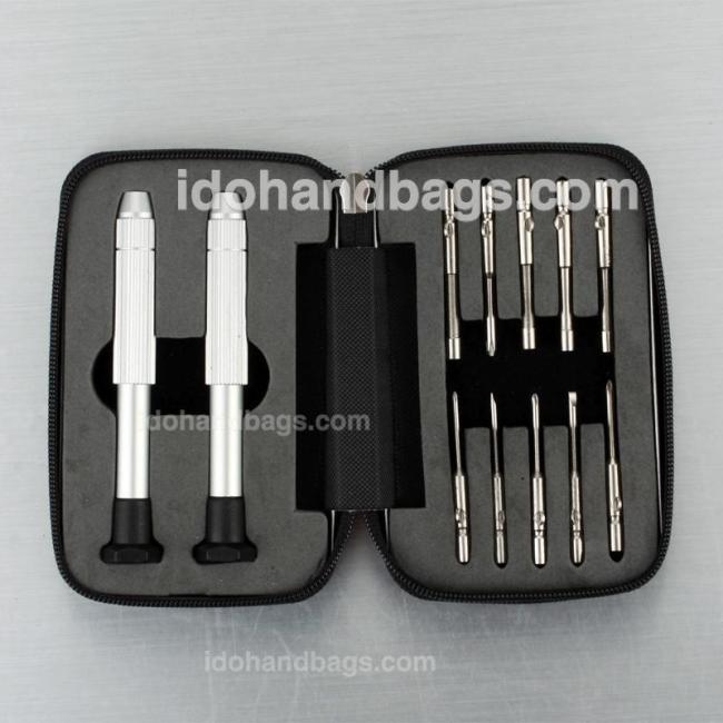 2 Screwdriver Set with 10 Replaceable Blades 131848