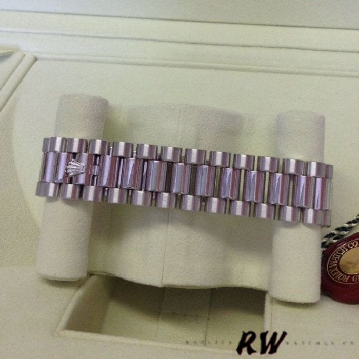 Rolex Day Date 118206 Wave Pattern Ice Blue Dial Arabic Numerals 36mm Unisex Replica Watch