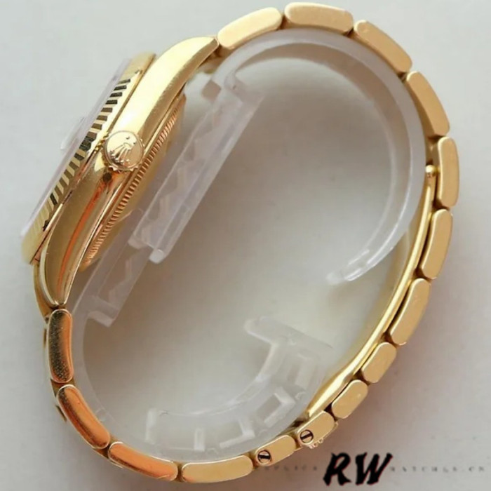 Rolex Day-Date 118238 Oyster Bracelet Diamond Bulls Eye Dial 36mm Unisex Replica Watch