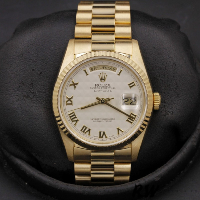 Rolex Day-Date 118238 Ivory Dial Fluted Bezel 36mm Unisex Replica Watch