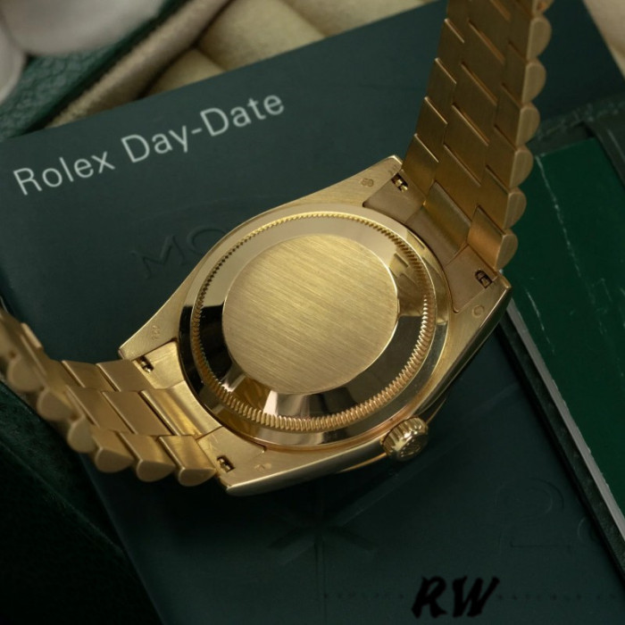 Rolex Day-Date 118238 Yellow Gold Fluted Bezel Green Dial 36mm Unisex Replica Watch
